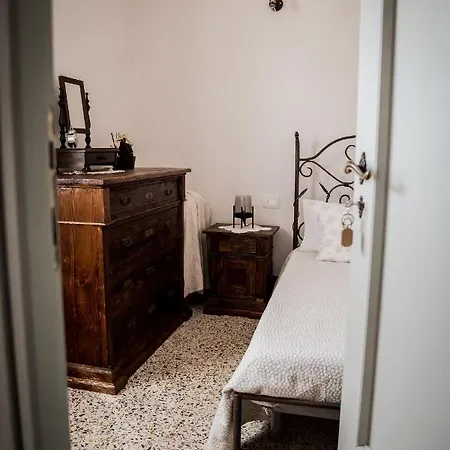 Lazita Montecastrilli