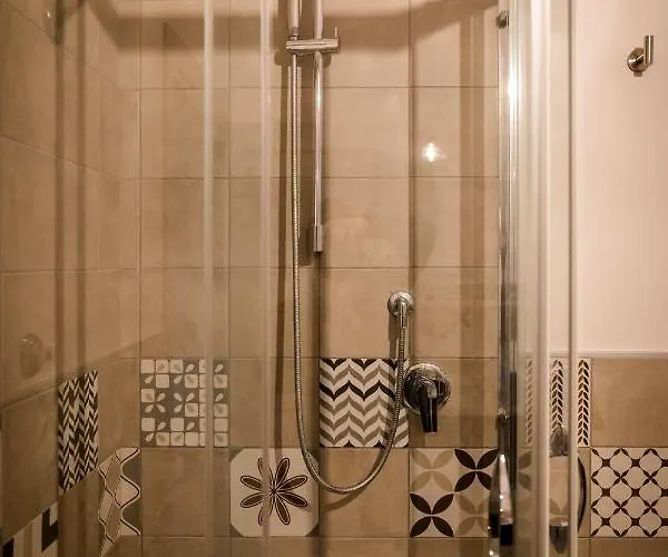 Alojamento de Acomodação e Pequeno-almoço Lazita