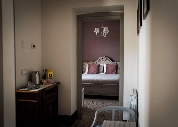 Alojamento de Acomodação e Pequeno-almoço Lazita Montecastrilli